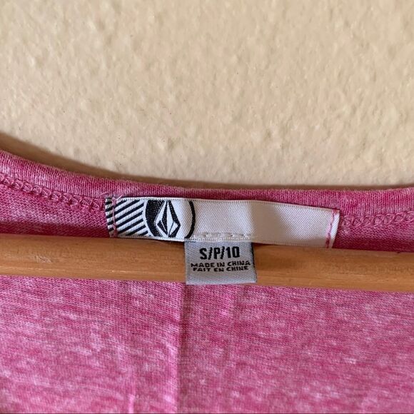 Volcom Pink Striped Short Sleeve Top Small - Picture 2 of 3